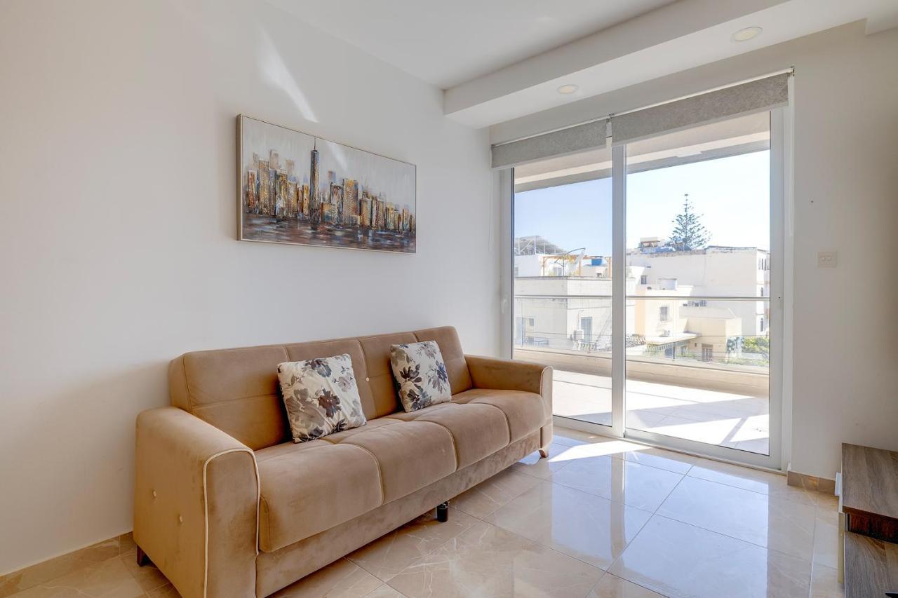 Modern 1Br Apartment In Central St Julian'S Saint Julian's Екстер'єр фото