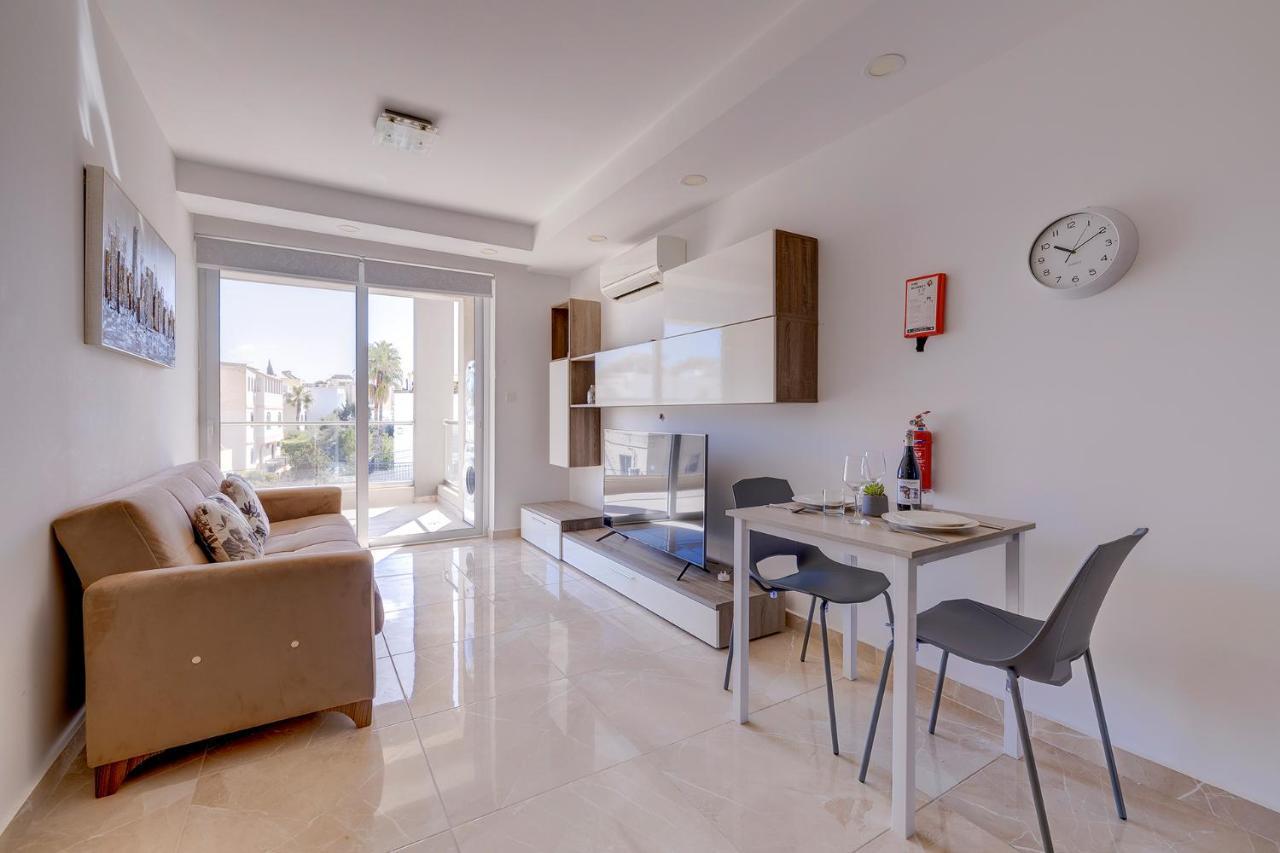 Modern 1Br Apartment In Central St Julian'S Saint Julian's Екстер'єр фото